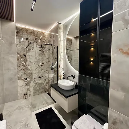 דירה Chronos Luxury ורשה