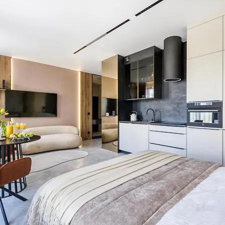 Chronos Luxury * Warschau